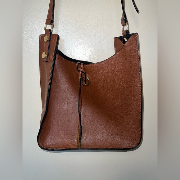 Calvin Klein Chestnut Brown Leather Shoulder Bag with Gold Accents - Picture 6 of 8
